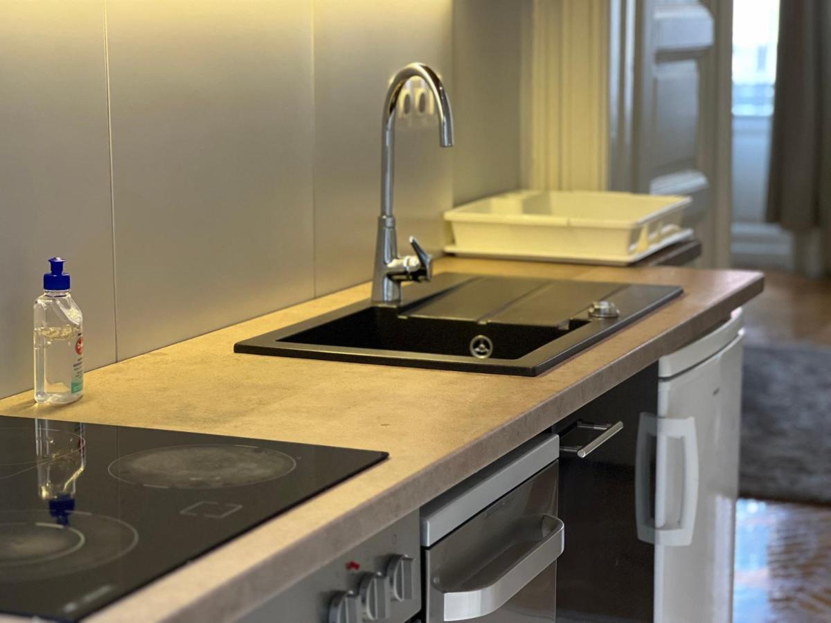 N38 Apartments By Small Home 부다페스트 외부 사진